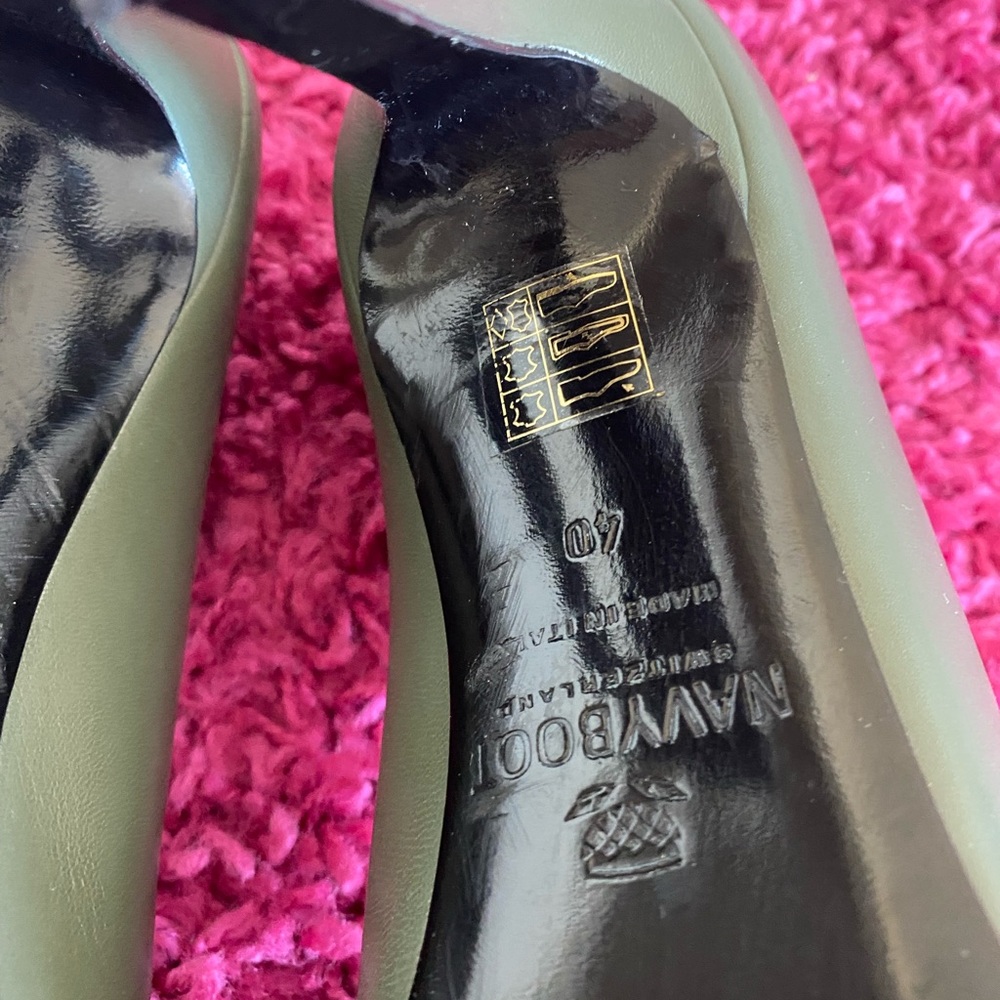 Navyboot Moss Green High Heels View 3